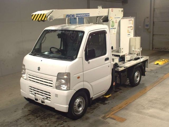 3825 Suzuki Carry truck DA63T 2013 г. (TAA Kyushu)